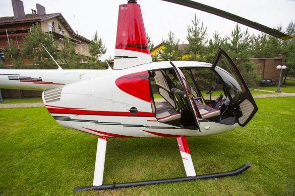 Robinson R44
