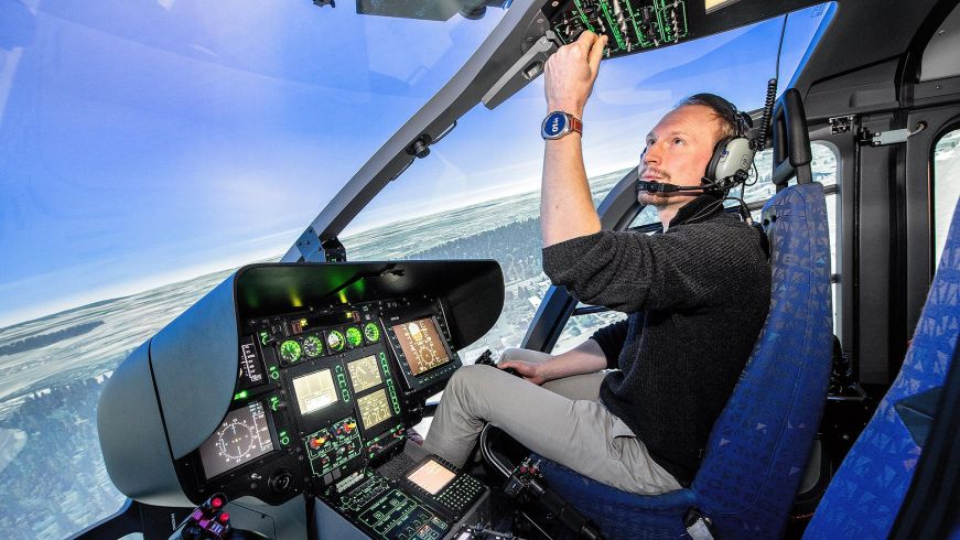 Как стать пилотом вертолета в России
