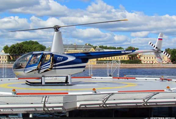 Robinson R44